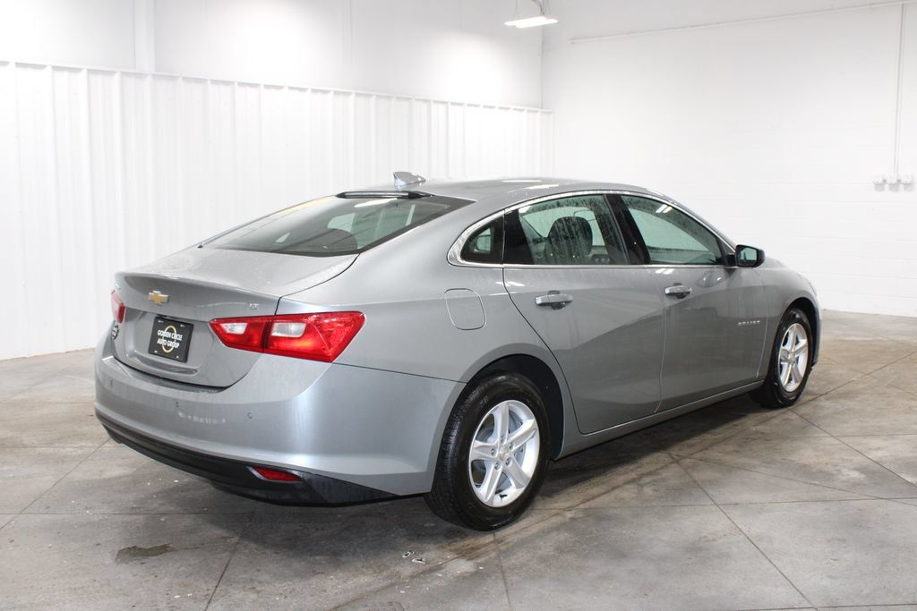 Used 2024 Chevrolet Malibu LT FWD image 8