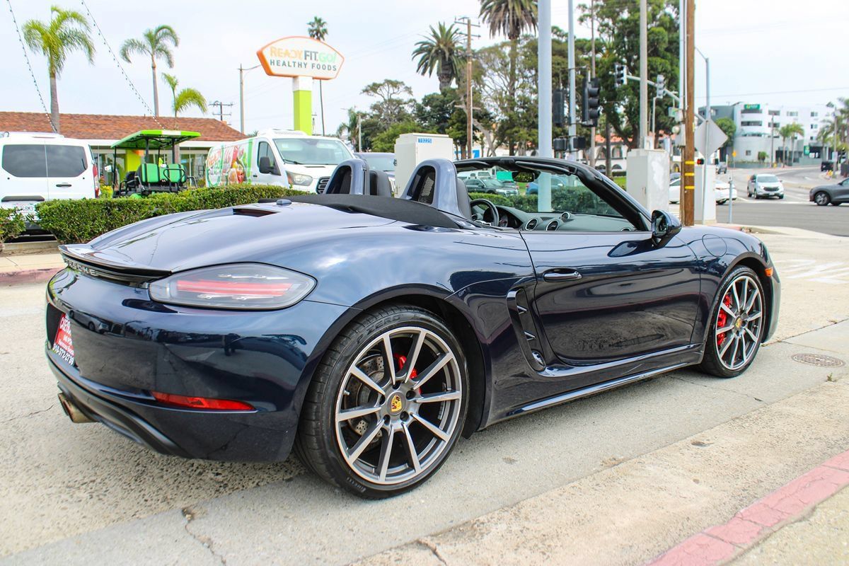 Used 2018 Porsche 718 Boxster S RWD image 6