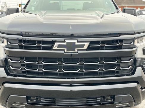 Used 2022 Chevrolet Silverado 1500 RST image 10