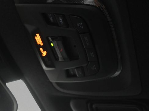Used 2024 Toyota Corolla SE w/ SE Premium Package FWD image 26