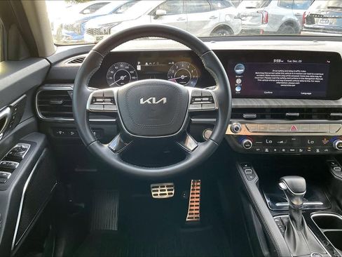Certified 2024 Kia Telluride SX image 13