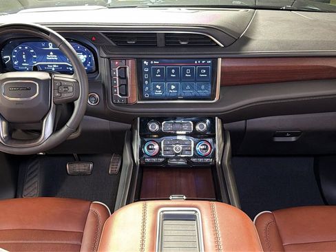 Used 2024 GMC Yukon Denali Ultimate image 21