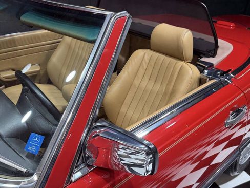 Used 1987 Mercedes-Benz 560 SL image 34