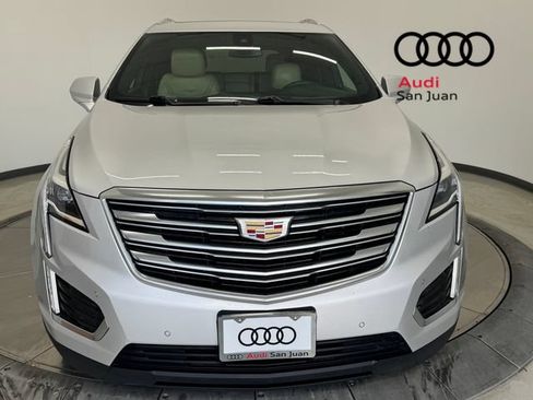 Used 2019 Cadillac XT5 Premium Luxury FWD image 2