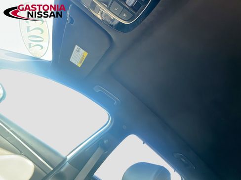 Used 2023 Hyundai Santa Fe Calligraphy image 30