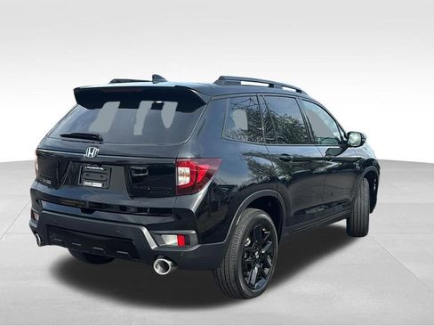 Used 2024 Honda Passport Black Edition image 7