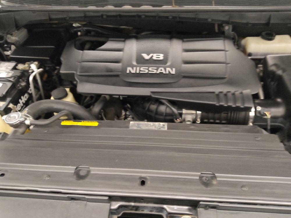 Used 2017 Nissan Titan SV AWD/4WD image 30