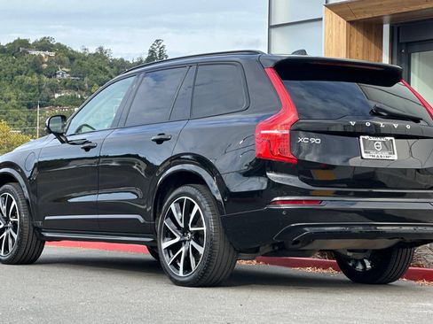 Used 2023 Volvo XC90 T8 Ultimate w/ Lounge Package AWD/4WD image 7