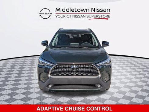 Used 2025 Toyota Corolla Cross XLE w/ Convenience Package AWD/4WD image 9