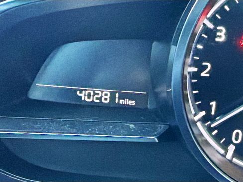 Used 2018 MAZDA MAZDA3 Grand Touring w/ Premium Equipment Package image 38