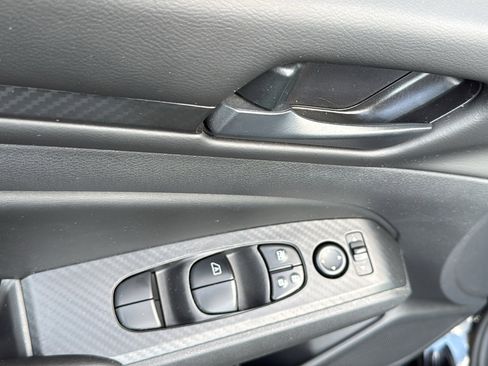 Certified 2024 Nissan Altima 2.5 S FWD image 7