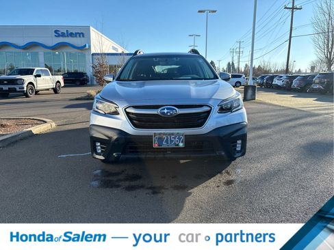 Used 2022 Subaru Outback Premium image 10