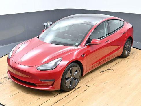 Used 2023 Tesla Model 3 Standard Range RWD image 48