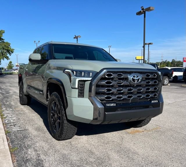 Used 2025 Toyota Tundra Platinum AWD/4WD image 5