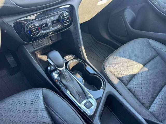 Used 2023 Buick Encore GX Essence w/ Experience Buick Package AWD/4WD image 33