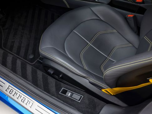 Certified 2018 Ferrari 488 GTB image 70