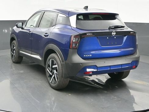 New 2026 Nissan Kicks SV w/ SV Premium Package image 4