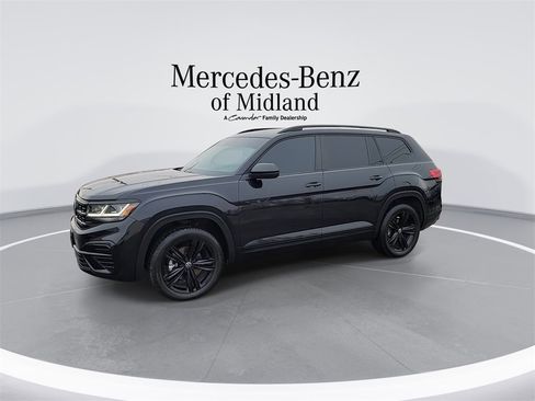 Used 2023 Volkswagen Atlas SEL R-Line image 4