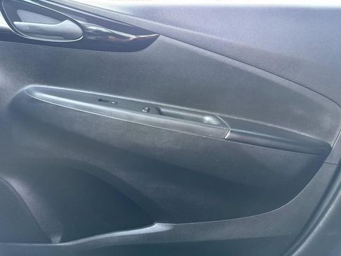 Used 2020 Chevrolet Spark LT image 21