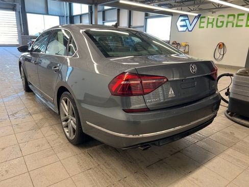 Used 2017 Volkswagen Passat 1.8T R-Line image 5