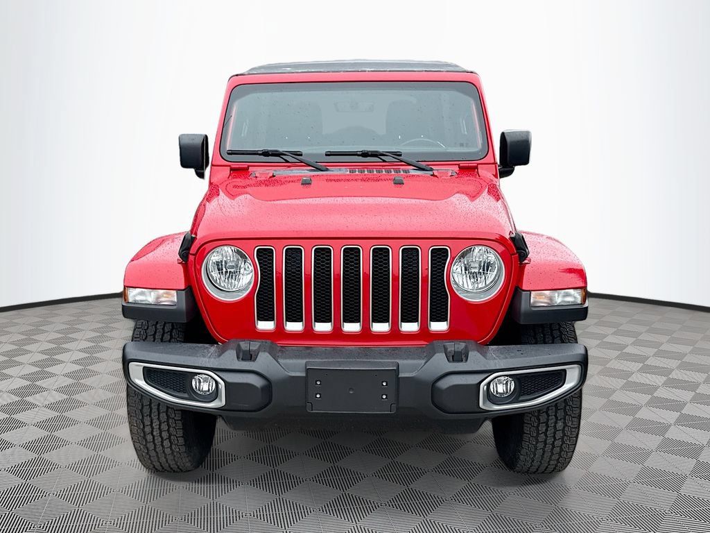 Certified 2022 Jeep Wrangler Unlimited Sahara w/ Cold Weather Group AWD/4WD image 2