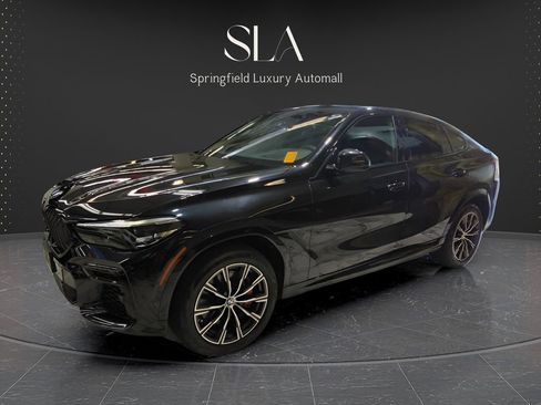 Used 2022 BMW X6 xDrive40i w/ M Sport Package AWD/4WD image 4