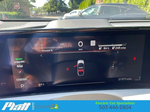 Used 2023 Nissan Ariya AWD image 25