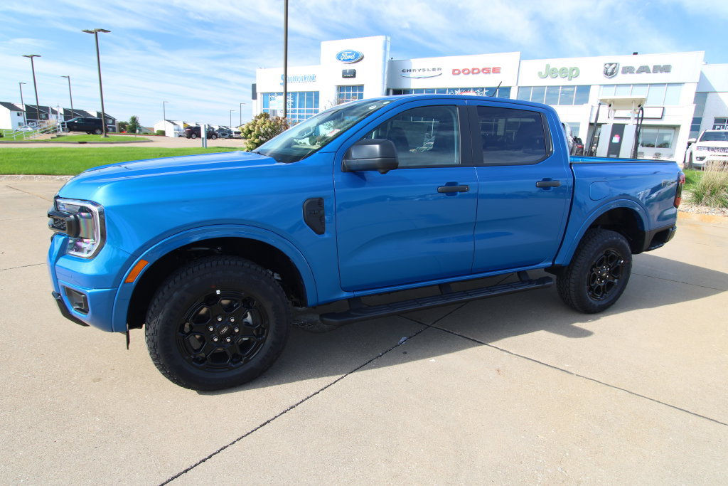 New 2026 Ford Ranger XLT w/ FX4 Off-Road Package AWD/4WD image 17
