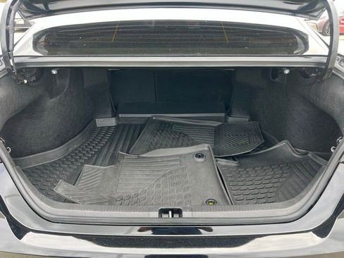 Used 2025 Toyota Camry LE w/ Convenience Package FWD image 39