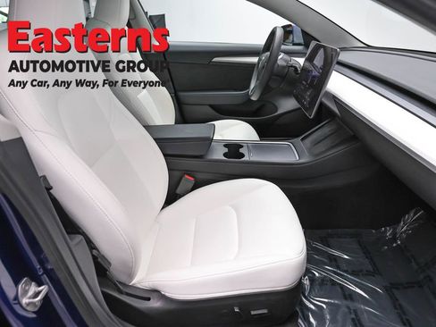 Used 2023 Tesla Model 3 Standard Range RWD image 18