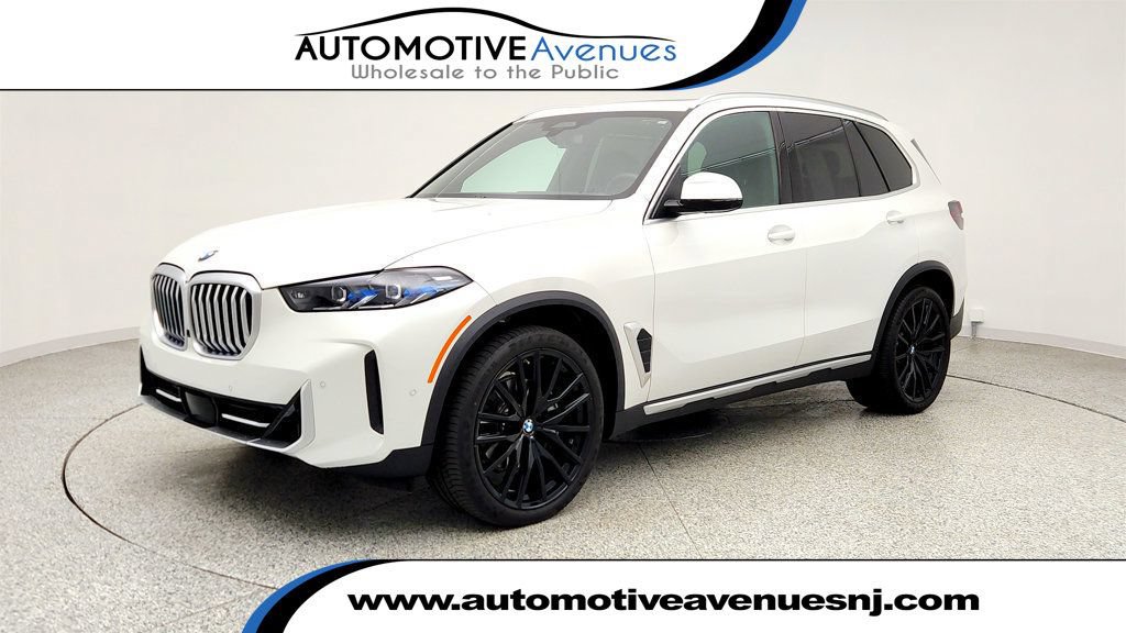Used 2025 BMW X5 xDrive40i AWD/4WD image 1