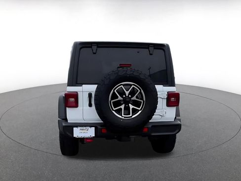 Used 2025 Jeep Wrangler Unlimited Rubicon image 12