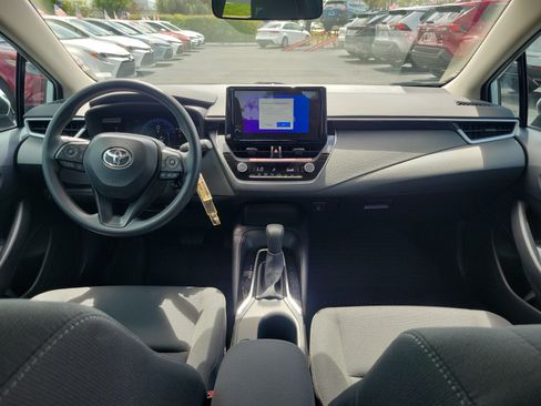 Used 2026 Toyota Corolla LE FWD image 15
