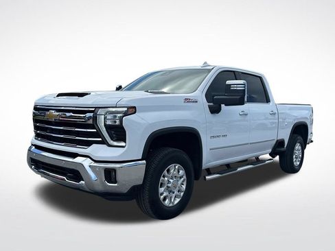 Used 2025 Chevrolet Silverado 2500 LTZ w/ LTZ Convenience Package AWD/4WD image 2