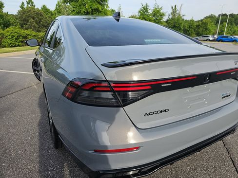 Used 2023 Honda Accord Sport image 31