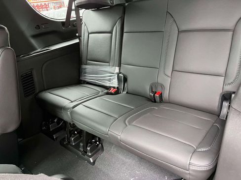 New 2026 GMC Yukon XL Denali AWD/4WD image 18