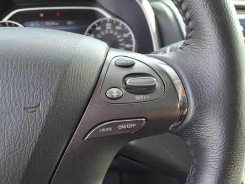 Used 2024 Nissan Murano SV w/ SV Midnight Edition Package image 18