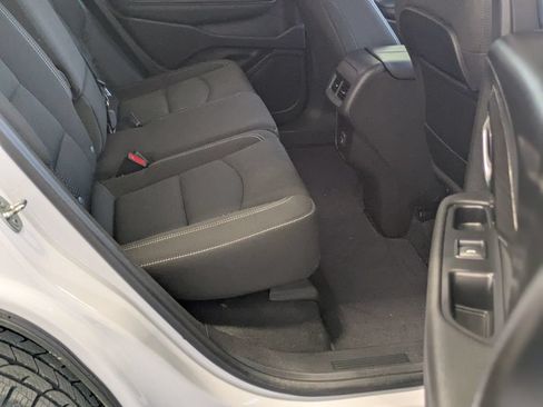 Used 2023 GMC Terrain SLE w/ Driver Convenience Package AWD/4WD image 22