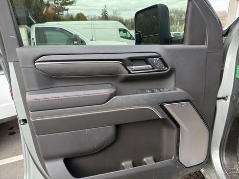 Used 2025 GMC Sierra 2500 AT4X w/ Snow Plow Prep/Camper Package image 11