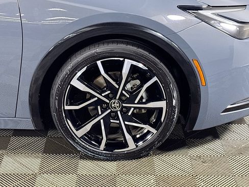 Used 2024 Toyota Prius Prime FWD image 23