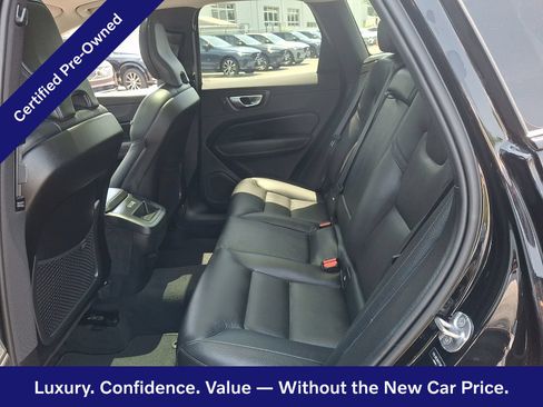 Certified 2024 Volvo XC60 B5 Plus w/ Protection Package Premier AWD/4WD image 11