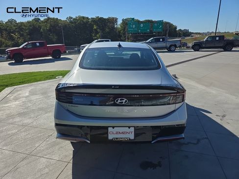 Used 2026 Hyundai Sonata SEL AWD/4WD image 7