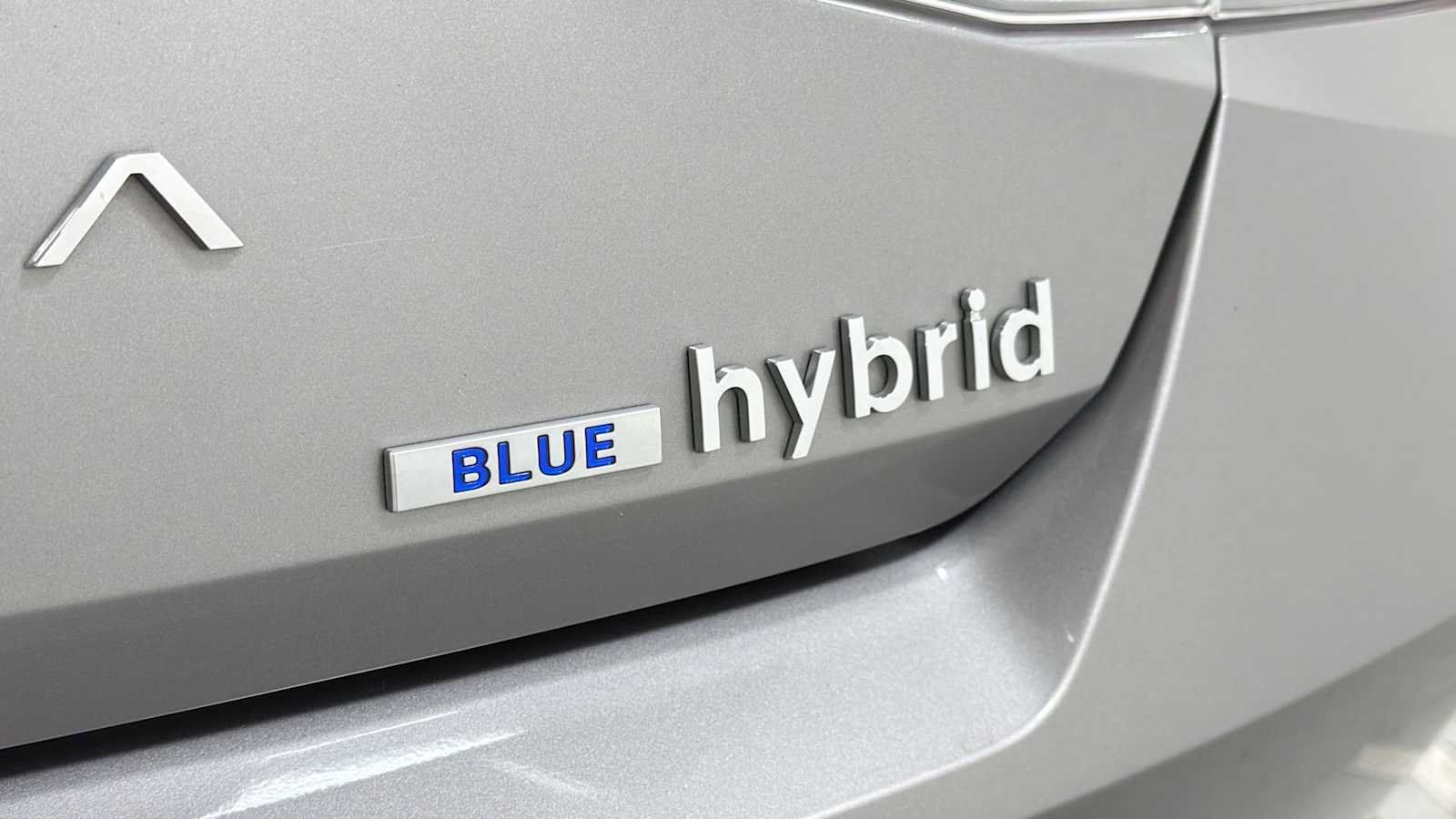 Used 2023 Hyundai Elantra Blue w/ Cargo Package FWD image 27