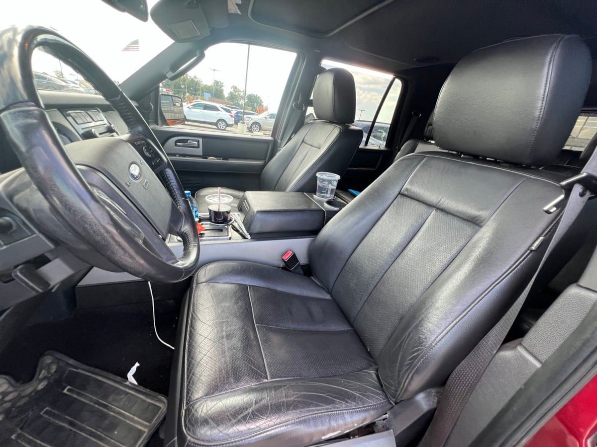 Used 2014 Ford Expedition Limited w/ Equipment Group 301A AWD/4WD image 5