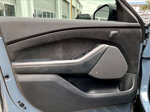 Certified 2023 Ford Mustang Mach-E GT image 21