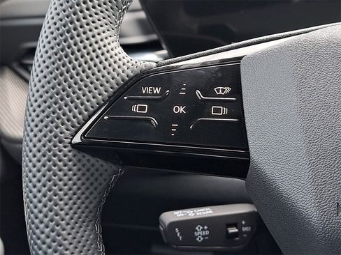 New 2025 Audi SQ5 Premium Plus image 8