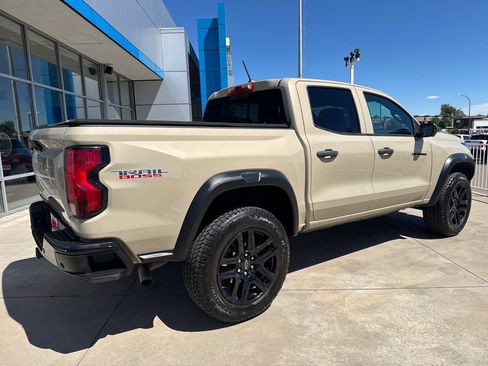 Used 2023 Chevrolet Colorado Trail Boss w/ Technology Package AWD/4WD image 5