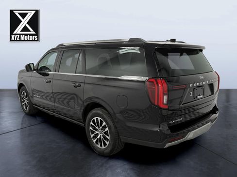Used 2025 Ford Expedition Max Platinum image 4