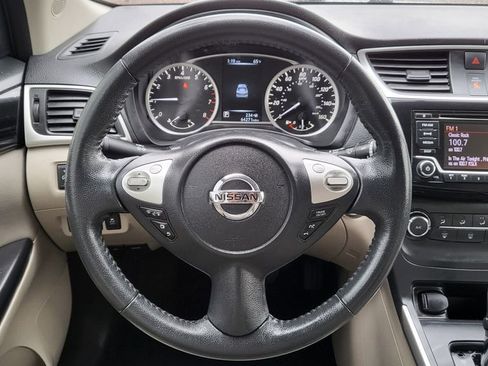 Used 2017 Nissan Sentra SV image 27
