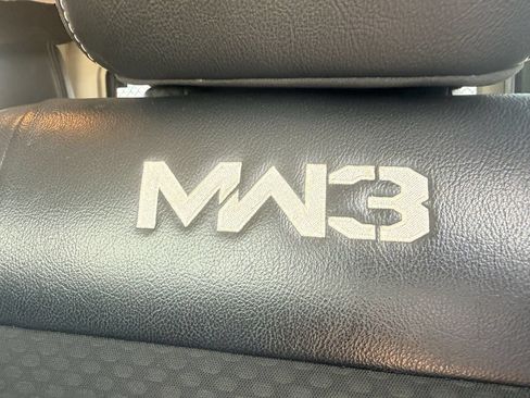 Used 2012 Jeep Wrangler Unlimited Rubicon AWD/4WD image 14